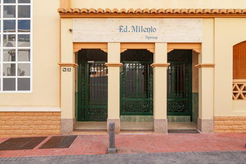 Apartamento Centrico Silencioso ネルハ エクステリア 写真